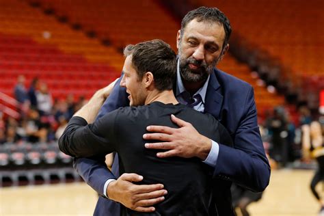 Vlade Divac Steps Down as Kings GM | SLAM