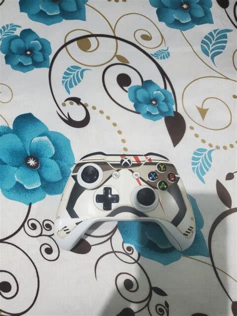 For Sale: Xbox One Controller - Mobay