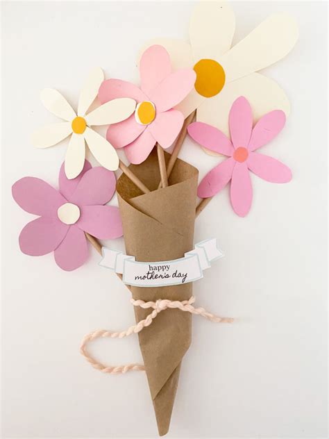 Paper Flower Bouquets For May Day & Mother's Day - The Mama Notes