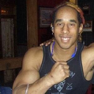 Lateef Crowder dos Santos - Age, Family, Bio | Famous Birthdays