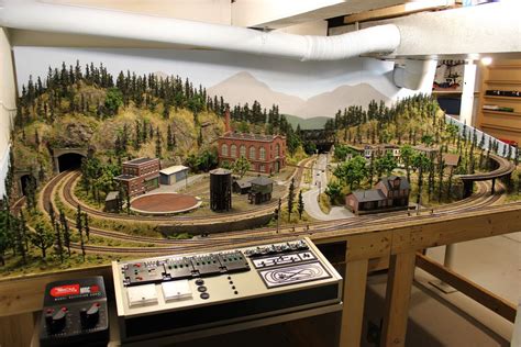 Ho Scale Model Railroad Scenery