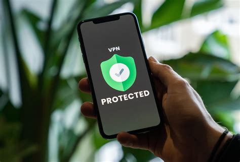 How does a VPN protect user privacy and anonymity? - TechEngage