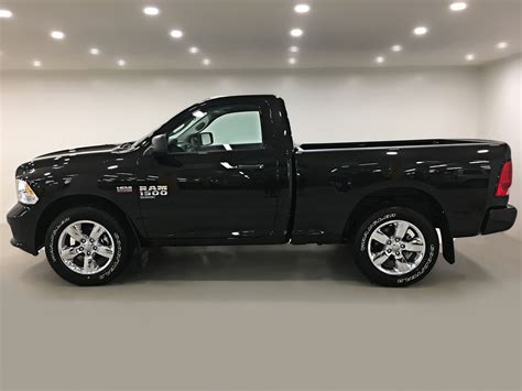 New 2019 Ram 1500 Classic Express Reg Cab 4x4 Regular Cab Pickup in ...