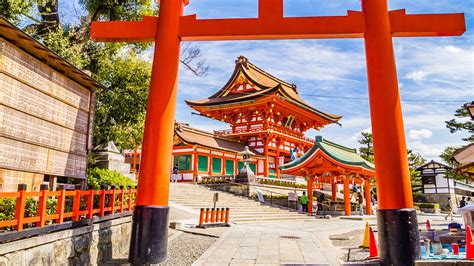 The Legend of Fushimi Inari Shrine in Kyoto, Japan