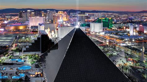 Sicherung Kosmisch Tagsüber las vegas pyramide hotel Sonnenuntergang ...