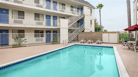 Motel - 6 Buena Park | Budget Los Angeles Motel