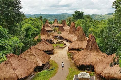 Puas Liburan di Bali, Giliran Pulau Sumba yang Dikunjungi David Beckham ...