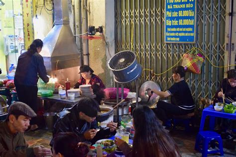 Pho Xao in Hanoi - where to eat pho bo’s little-known stir-fried cousin ...