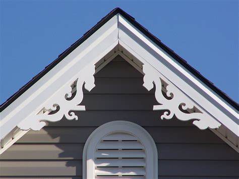 Gable Pediment 500 - River Valley Custom Millwork