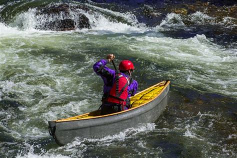 White Water Canoe: How it Differs from Other Canoes (+why use it)