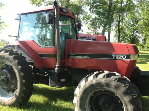 1989 Case IH 7120 Tractors - Row Crop (+100hp) - John Deere MachineFinder