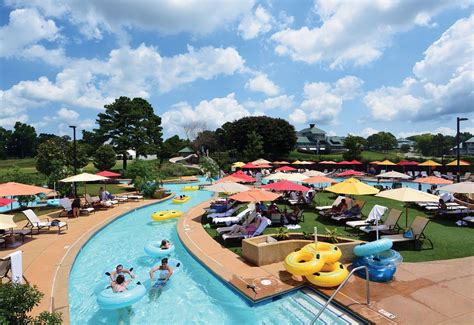 Kingsmill Resort Pool: Pictures & Reviews - Tripadvisor