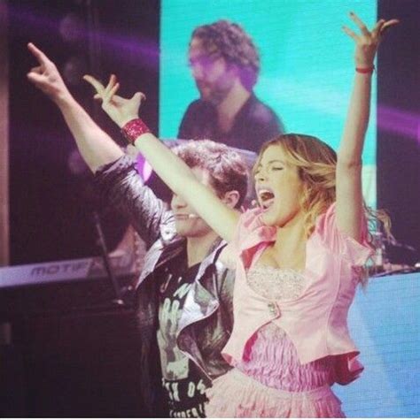 Violetta en Concierto Violetta Live, Gru, Pinterest, I Like You ...