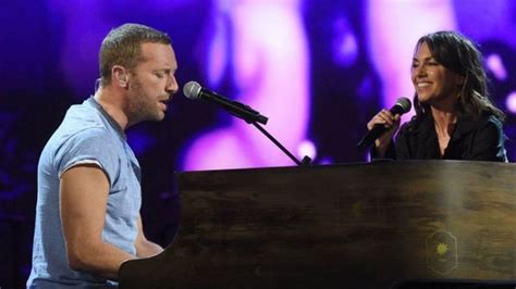 Chris Martin Coldplay Susanna Hoffs Prince Tribute Manic Monday Grammy ...