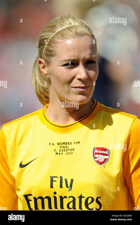 Emma byrne arsenal cup hi-res stock photography and images - Alamy