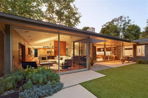 5 Characteristics of Contemporary Residential Architecture