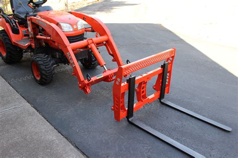 Kubota BX 36" Quick attach Ai2 pallet forks attachments - Ai2 Products