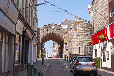 Caernarfon Wales • Wander Your Way