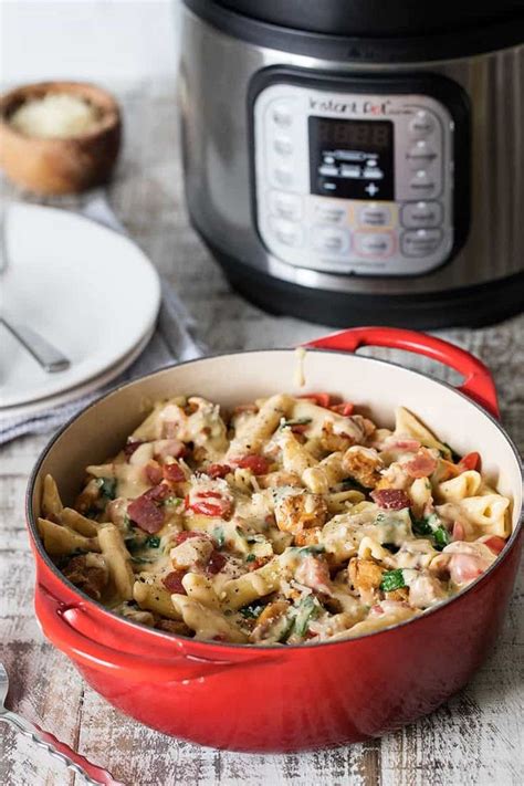 Chicken Bacon Pasta in a Garlic Cream Sauce | Instant pot dinner ...