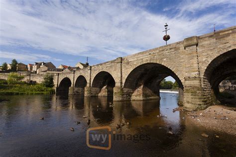 PT12_14044 | Wetherby Bridge, there has been a bridge over T… | Flickr