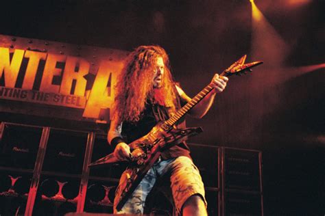 Dimebag Darrell Playing Guitar - 1200x800 Wallpaper - teahub.io