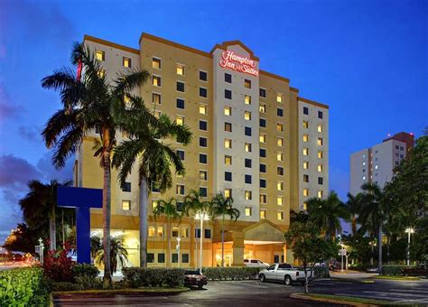 HAMPTON INN & SUITES BY HILTON MIAMI AIRPORT SOUTH - BLUE LAGOON ...