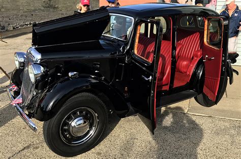 1938 Austin 10 Cambridge Saloon | Hartland Service