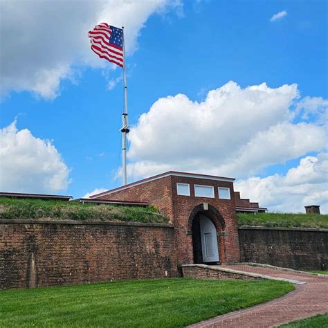 Fort McHenry National Monument and Historic Shrine - Maryland | Park ...