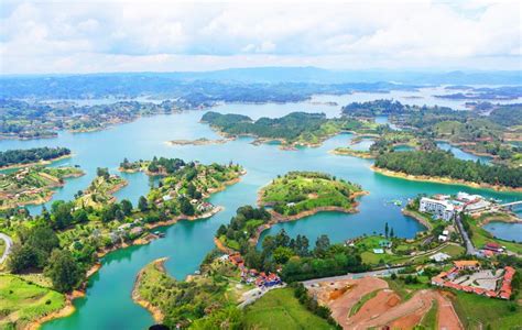 7 Activities You Can Not Miss In Colorful Guatapé | Kuoda Travel