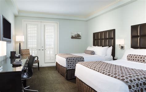 The Crowne Plaza Orlando-Downtown provides beautiful rooms, suites and ...