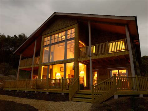 Ness Castle Lodges | Visit Inverness Loch Ness