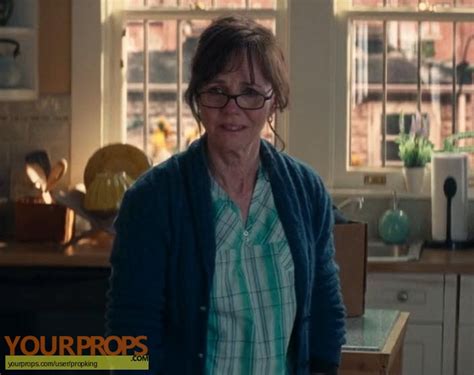 The Amazing Spider-Man 2 4-Piece Sally Field 'Aunt May' Costume ...