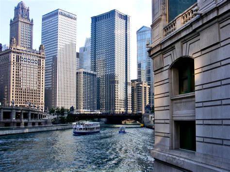 Architecture Boat Tour of Chicago Coupons and Review | Urban Splatter