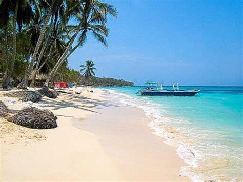 7 Best Cartagena Beaches with the Most Amazing Waters & White Sand