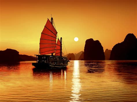 Beautiful sunset and sunrise in Ha Long Bay - Halongbay-online