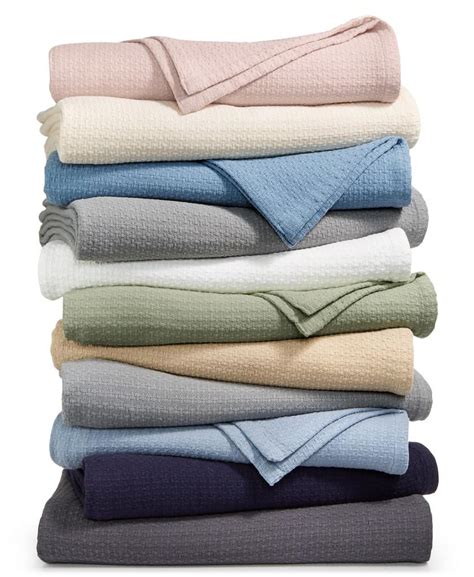 8 of the Best Cotton Blankets You Can Buy | Check What's Best