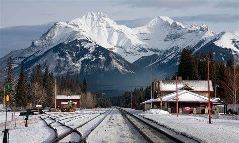 Calgary-Banff Rail | Canada Infrastructure Bank - an impact investor ...