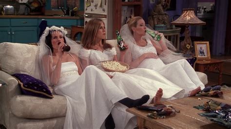 8 Monica, Rachel, & Phoebe Moments From 'Friends' All Roommates Can ...