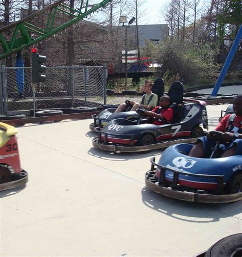 Speedway Go Karts | Family Ride | Six Flags Over Texas