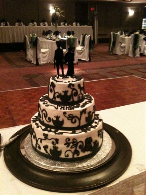 Star Wars Wedding Cake