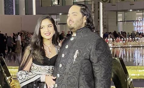 Anant Ambani, Radhika Merchant Twin In Black At Family Gala » World News