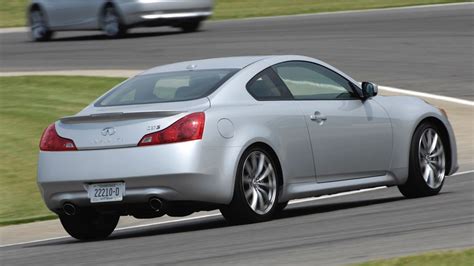 INFINITI G37 Sport Coupe and Sedan | INFINITI Canada