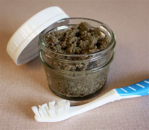 Homemade Toothpaste - Natural and Simple Recipes