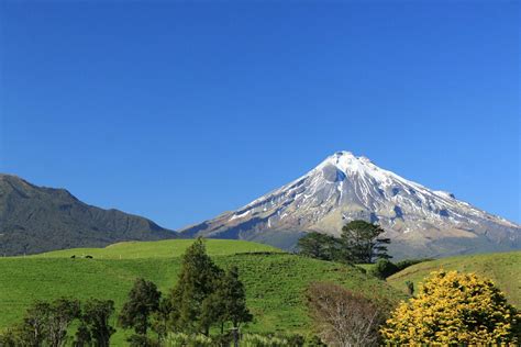 Visit Taranaki, New Zealand – Vacation Tips and Deals – Bellagypsy ...