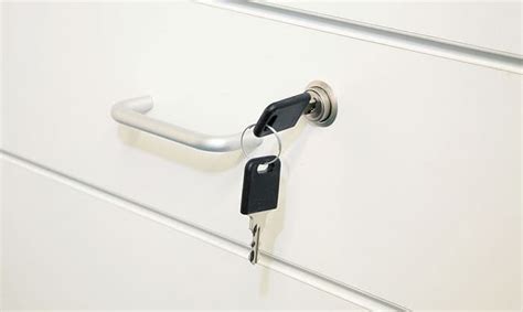 How to Replace a Lost File Cabinet Key - The Easiest Way