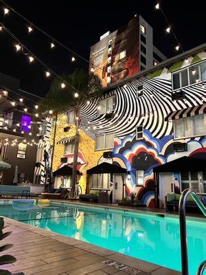 HOTEL ZIGGY - 77 Photos & 29 Reviews - 8462 Sunset Blvd, West Hollywood ...