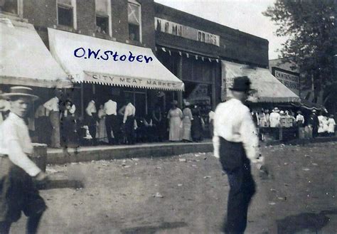 Main Street, Moravia, Iowa, USA, circa 1910 | Moravia, Main street, Street