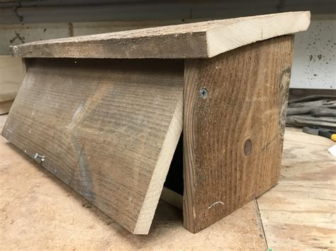 How to Build a Winter Roosting Box: DIY Barn Wood Project for the Birds ...