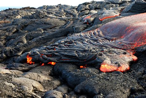 Photos: Hawaii lava flow – WANE 15