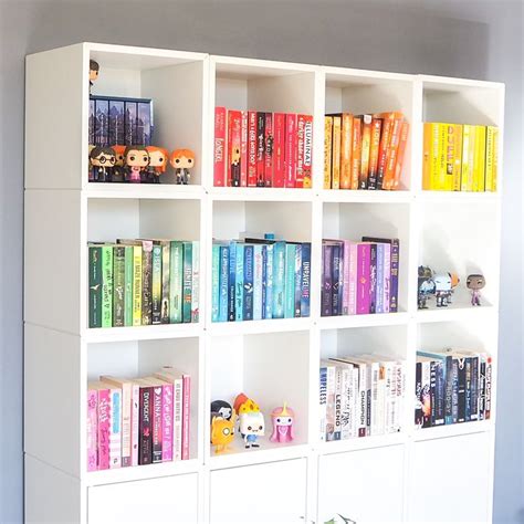 Rainbow bookshelf | Bookshelves, Bookcase, Interior